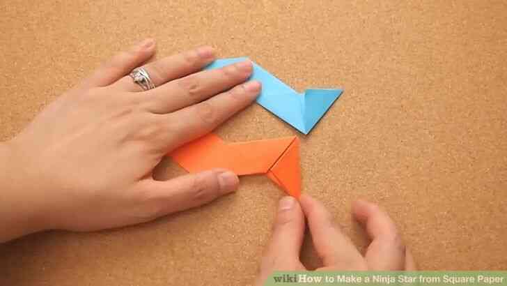 Image intitulée Faire une Étoile Ninja à partir de Carrés de Papier de l